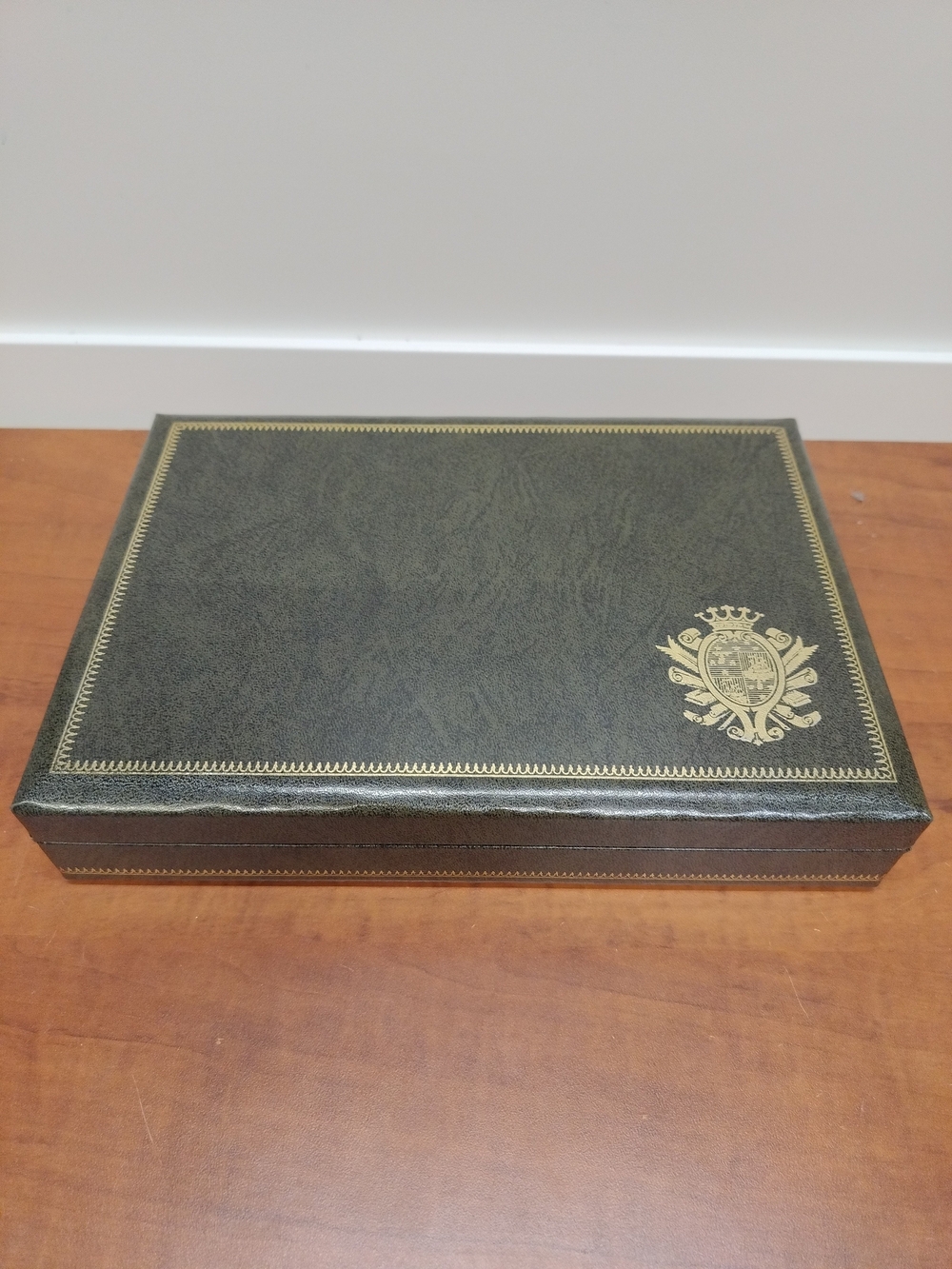 Swank men's jewelry box made in Sweden by Skandinaviska Etuifabriken 10X6.75X2"